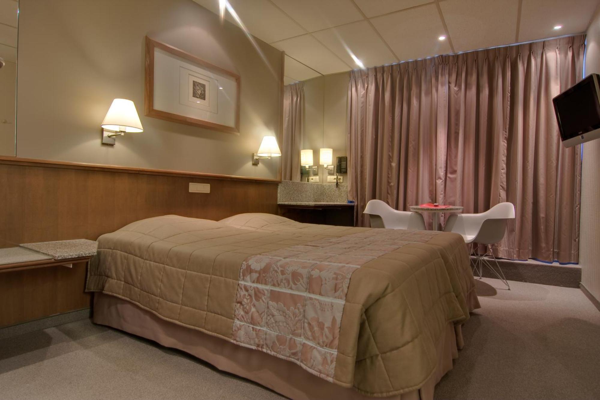 Hotel Glenmore Остенде Екстериор снимка