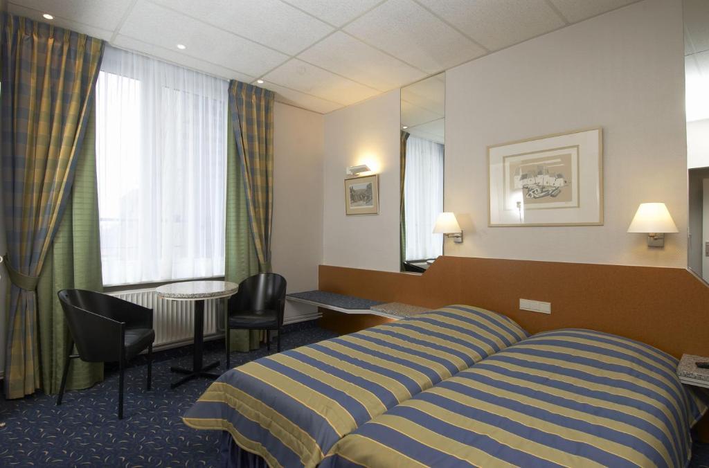 Hotel Glenmore Остенде Екстериор снимка