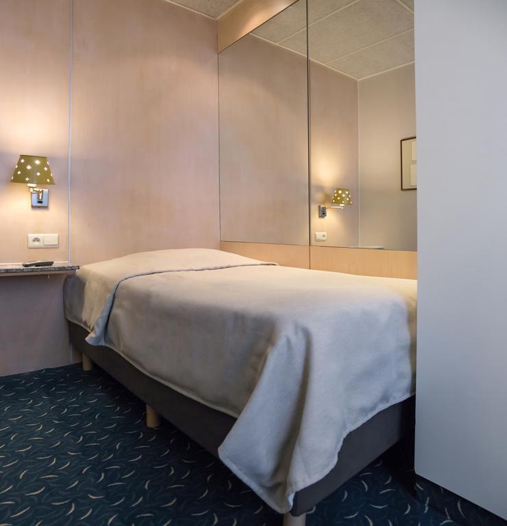 Hotel Glenmore Остенде Екстериор снимка